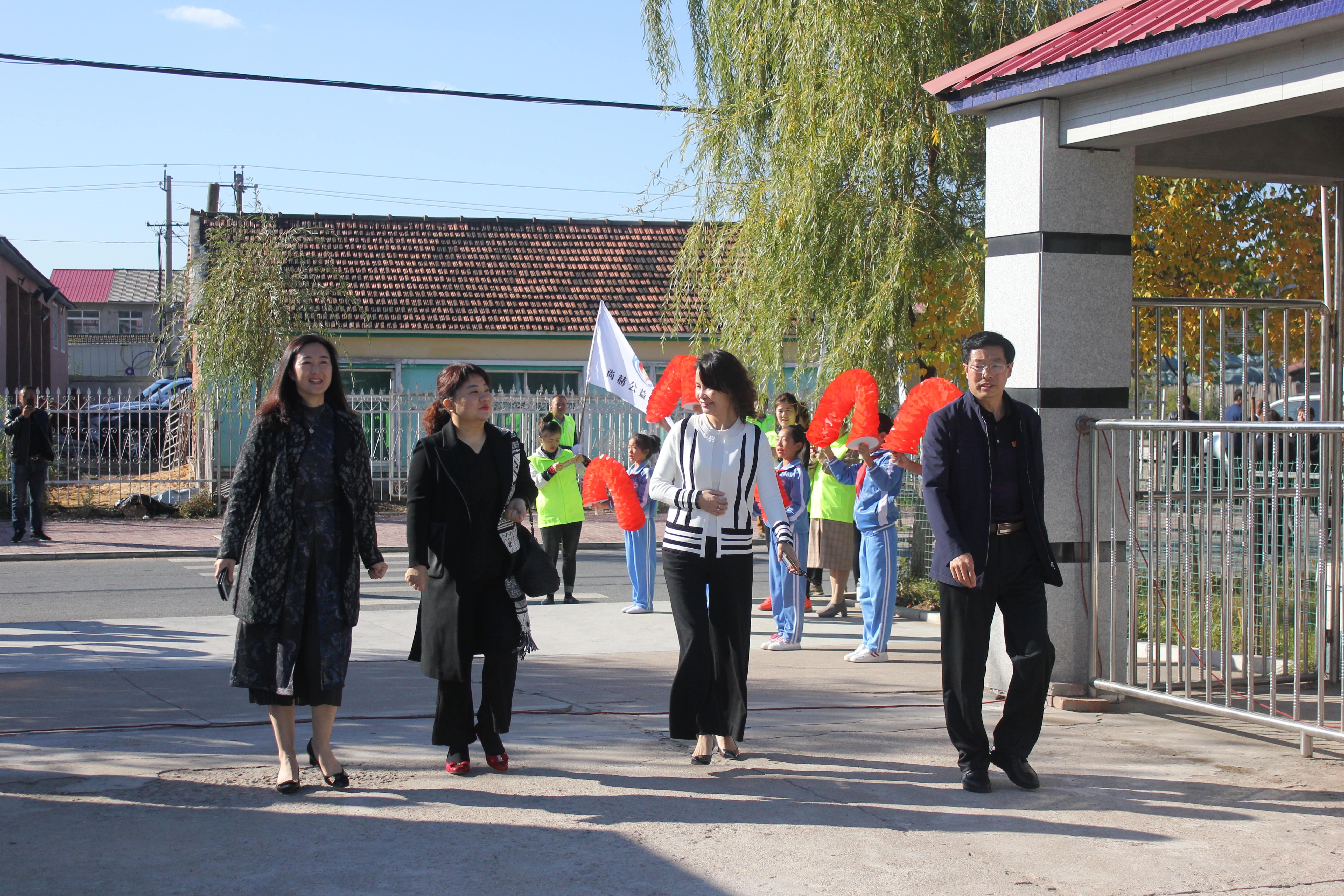 第173所 辽源市东丰县小四平镇星空网页版登录入口肖红飞小学