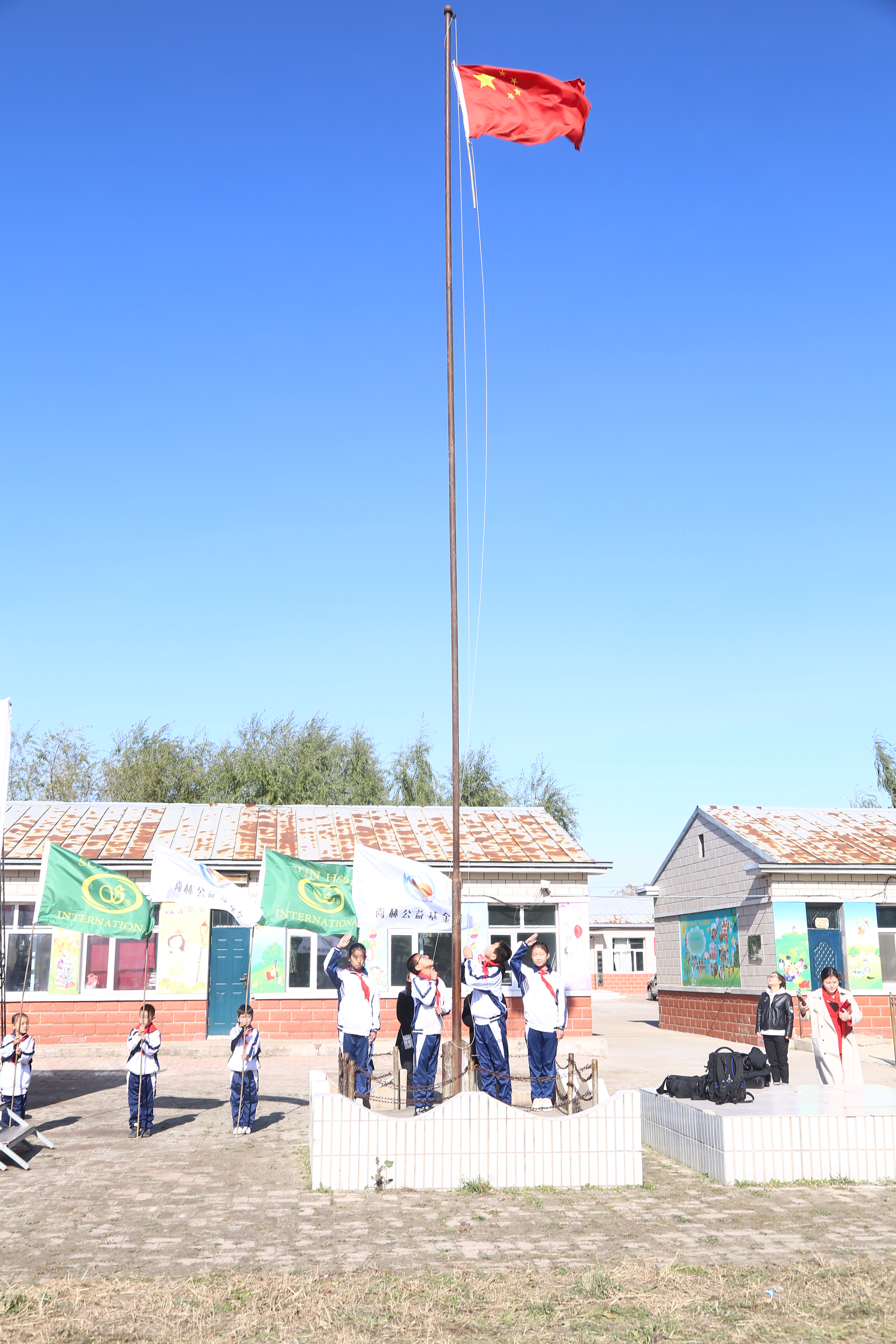 第194所 杜尔伯特蒙古族自治县铁东星空网页版登录入口徐超小学