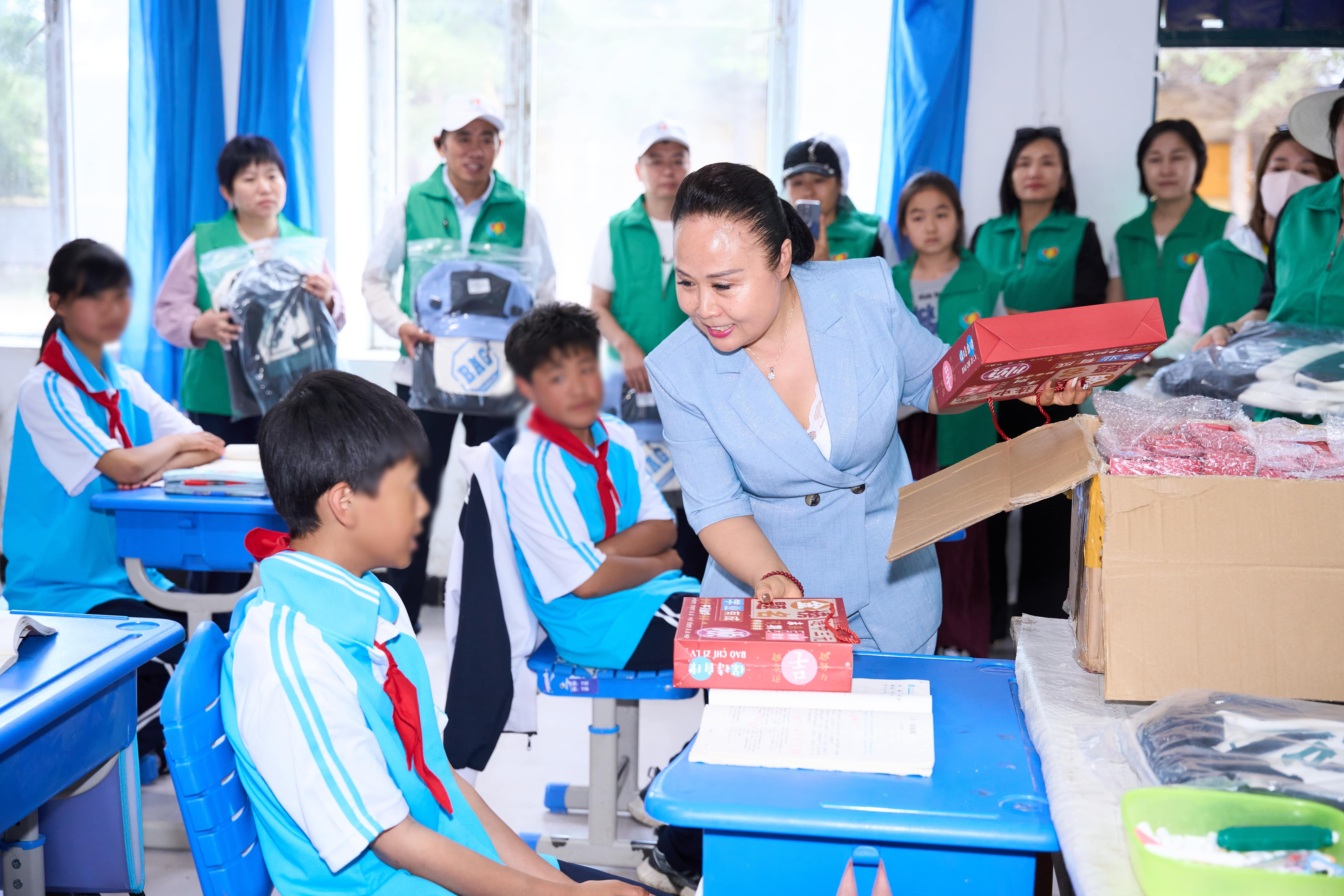 第254所 黑龙江巴彦县黑山镇民乐村星空网页版登录入口侯玉霞学校 第254所 黑龙江巴彦县黑山镇民乐村星空网页版登录入口侯玉霞学校