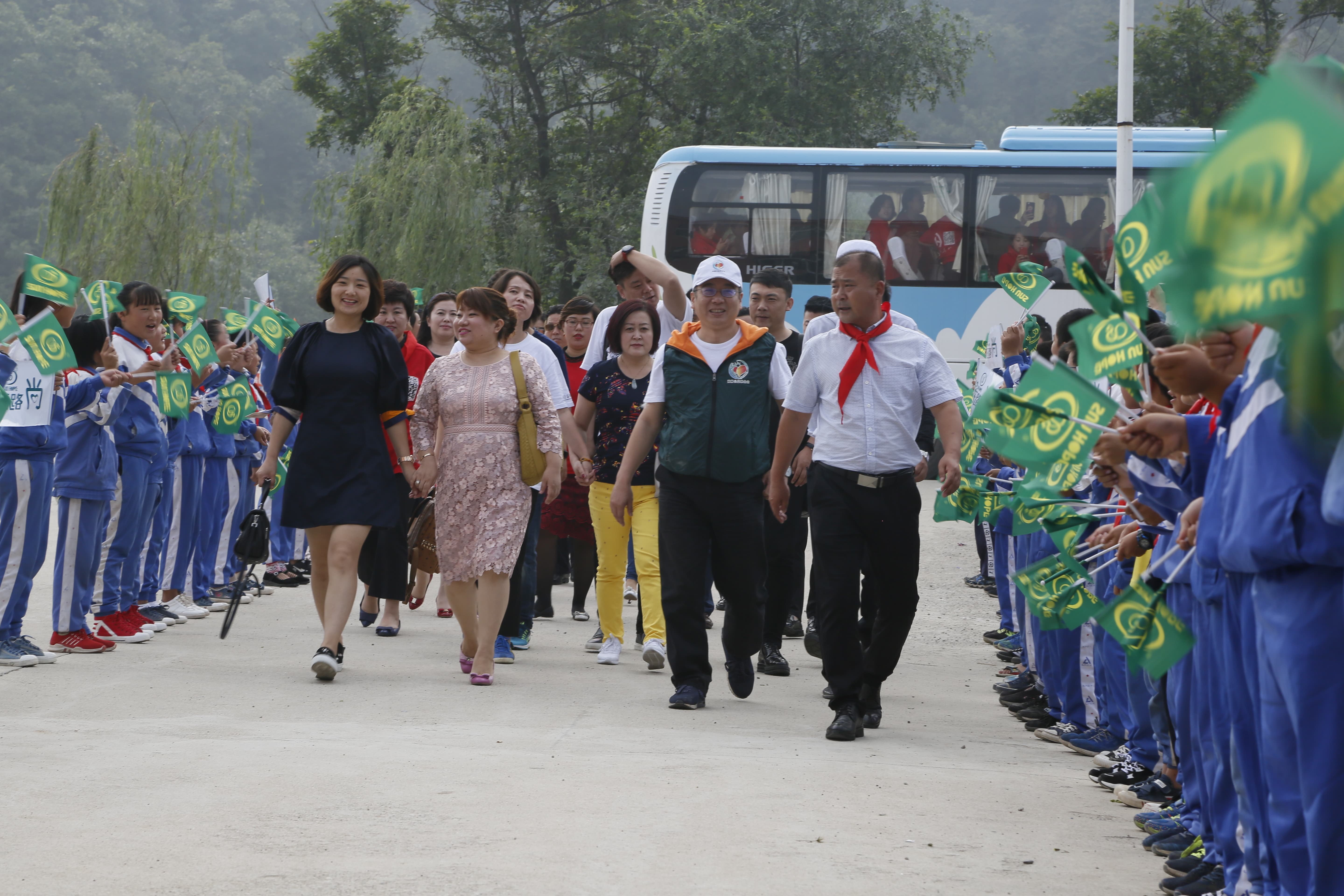 第115所 岫岩县前营镇星空网页版登录入口董波中心小学