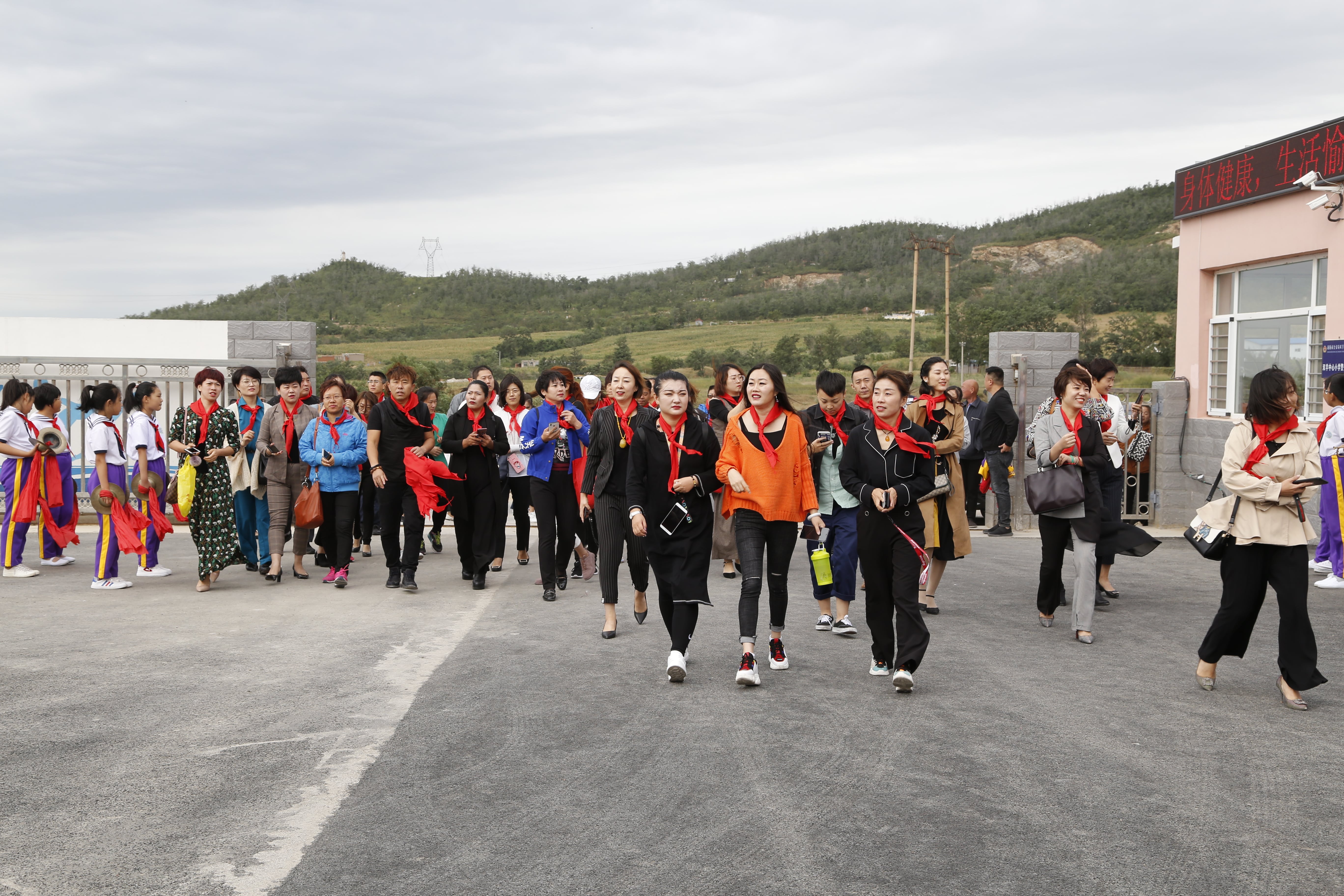 第163所 凌海市双羊镇星空网页版登录入口孙翔宇小学